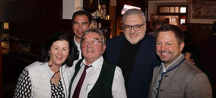Gratulanten zum Geburtstag von Josef Stief (2.v.l.) am 13.04.2023 (©Foto.Martin Schmitz)